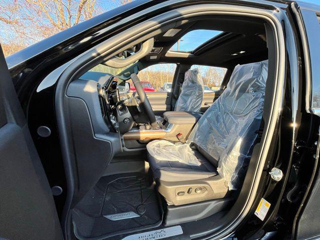 new 2025 Chevrolet Silverado 1500 car, priced at $71,575