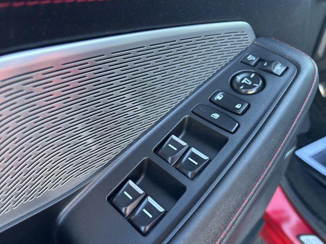 used 2022 Acura MDX car, priced at $38,589