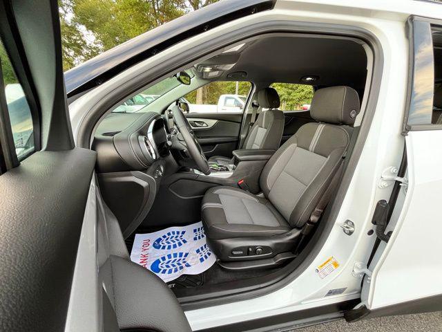 used 2024 Chevrolet Blazer car, priced at $33,989