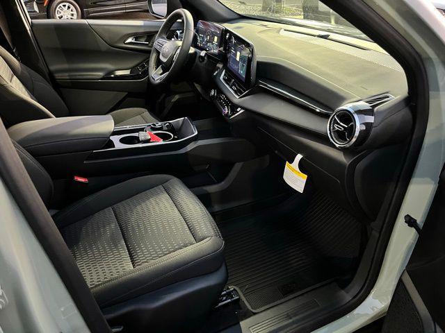 new 2026 Chevrolet Equinox car, priced at $33,725