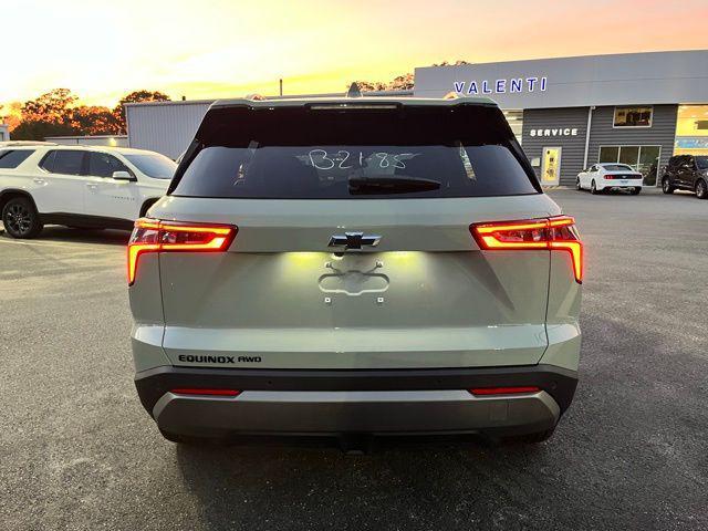 new 2026 Chevrolet Equinox car, priced at $33,725