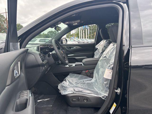 new 2025 Chevrolet Traverse car, priced at $39,195
