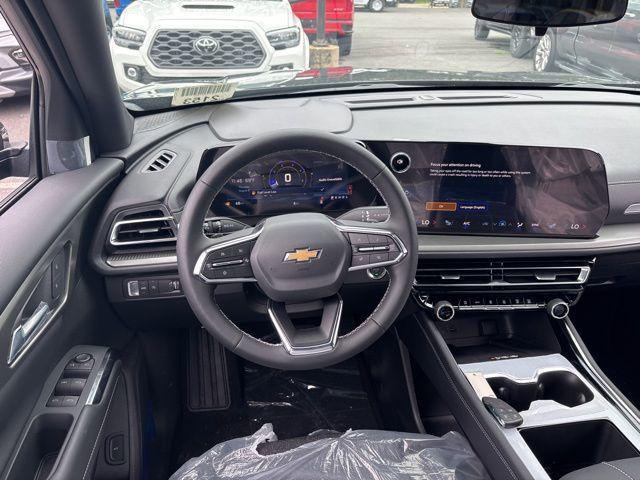 new 2025 Chevrolet Traverse car, priced at $39,195
