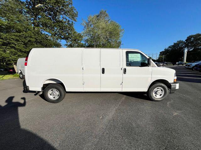 new 2025 Chevrolet Express 3500 car, priced at $52,675