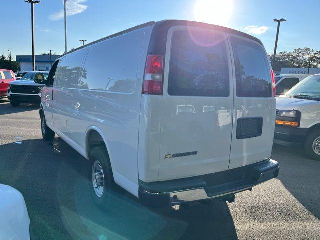new 2025 Chevrolet Express 3500 car, priced at $52,675