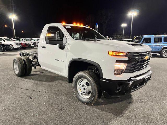 new 2025 Chevrolet Silverado 3500 car, priced at $62,887