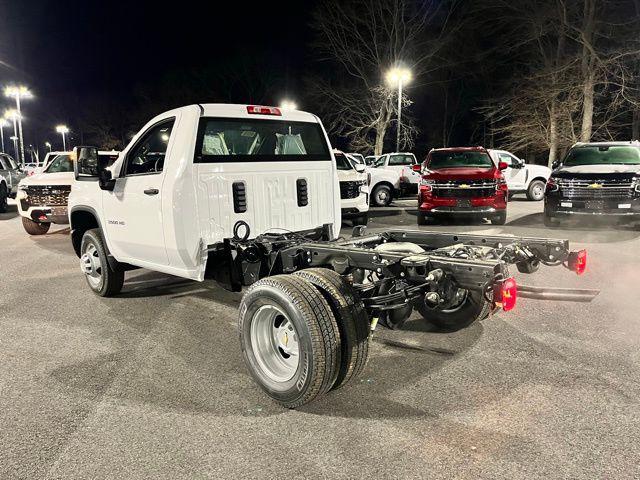 new 2025 Chevrolet Silverado 3500 car, priced at $51,640