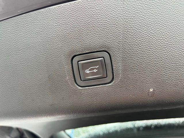 used 2019 Chevrolet Traverse car, priced at $28,545