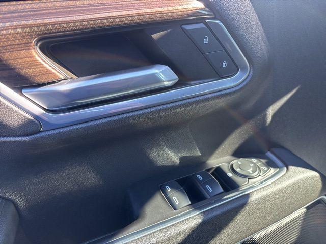 used 2022 Chevrolet Silverado 1500 car, priced at $37,215