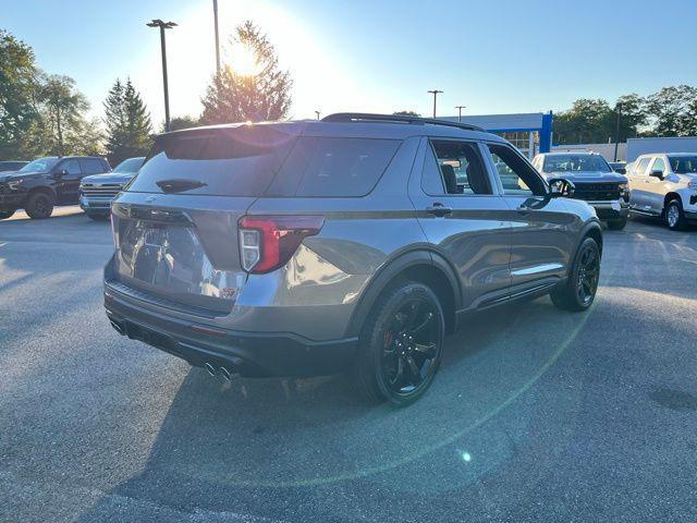 used 2022 Ford Explorer car, priced at $39,988