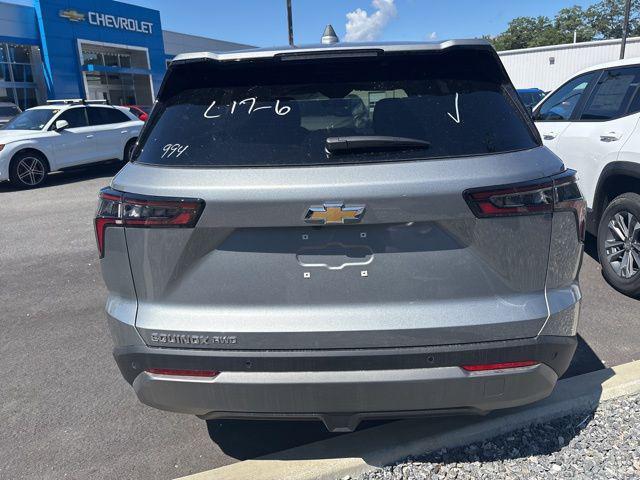 new 2026 Chevrolet Equinox car, priced at $31,995