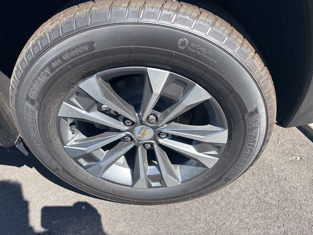 new 2026 Chevrolet Equinox car, priced at $31,995