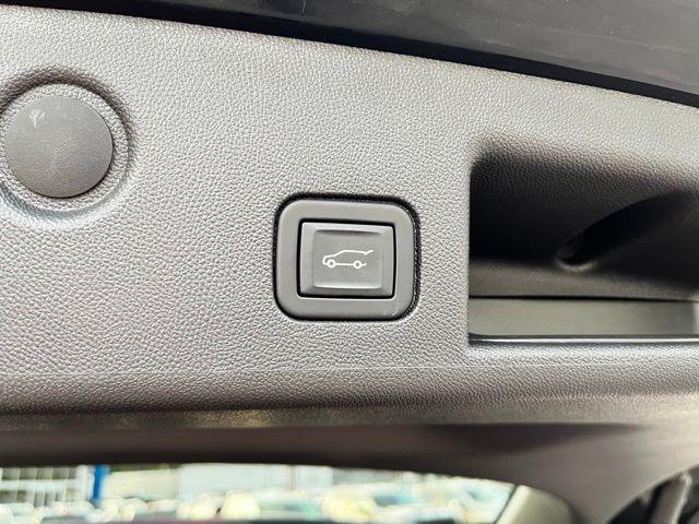 used 2022 Chevrolet Equinox car, priced at $27,988