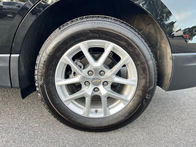 used 2022 Chevrolet Equinox car, priced at $27,988