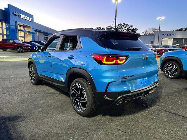 new 2025 Chevrolet TrailBlazer car, priced at $34,000