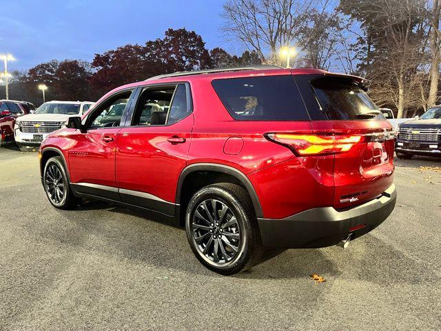 used 2024 Chevrolet Traverse car, priced at $44,989