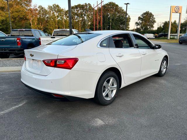 new 2024 Chevrolet Malibu car, priced at $23,945