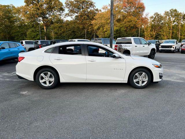 new 2024 Chevrolet Malibu car, priced at $23,945