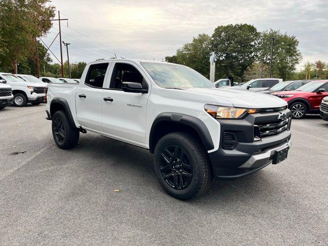 new 2024 Chevrolet Colorado car, priced at $41,590