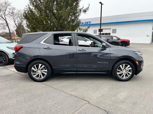 used 2022 Chevrolet Equinox car, priced at $25,989
