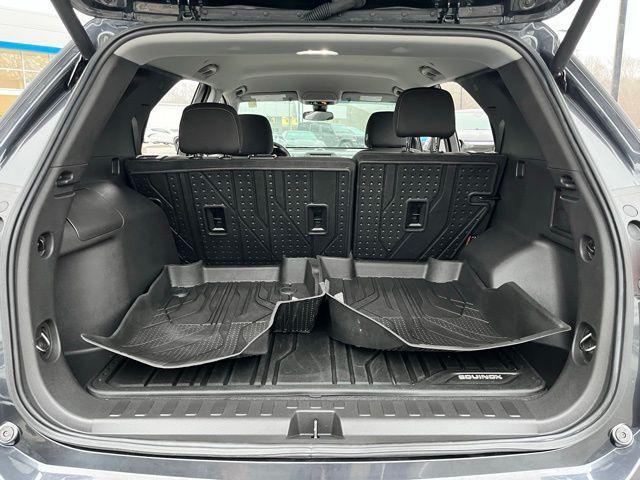 used 2022 Chevrolet Equinox car, priced at $25,989