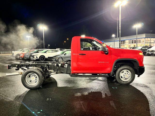 new 2025 Chevrolet Silverado 3500 car, priced at $60,925