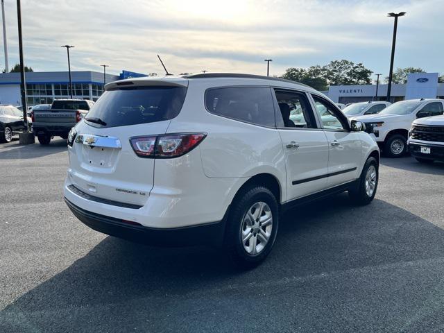used 2015 Chevrolet Traverse car, priced at $13,490