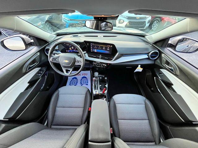 new 2025 Chevrolet Trax car, priced at $25,485
