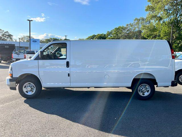 new 2025 Chevrolet Express 3500 car, priced at $52,675
