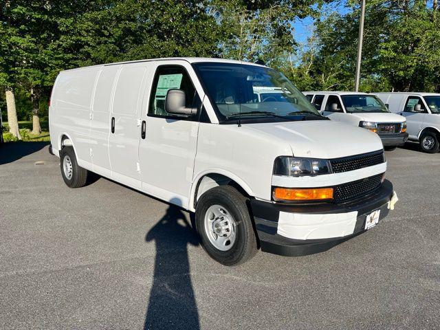 new 2025 Chevrolet Express 3500 car, priced at $52,675