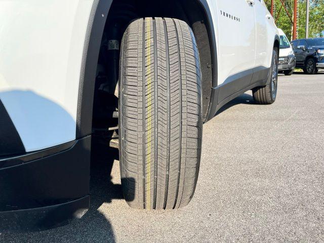 used 2021 Chevrolet Traverse car, priced at $30,955