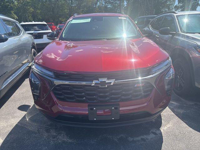 new 2025 Chevrolet Trax car, priced at $25,895