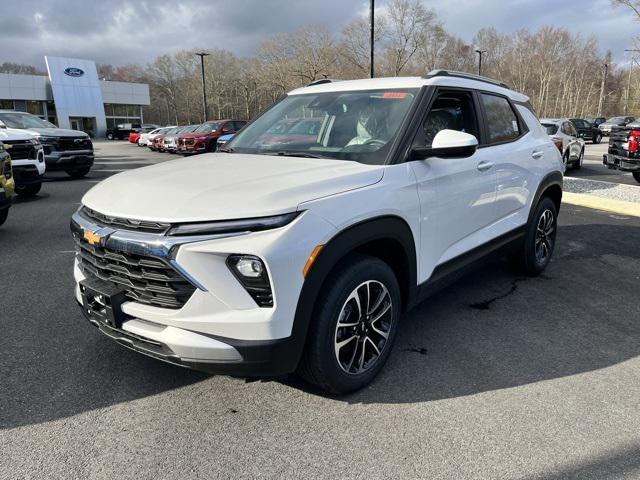 new 2024 Chevrolet TrailBlazer car, priced at $28,803