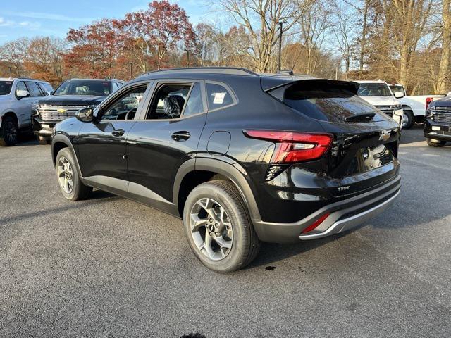 new 2025 Chevrolet Trax car, priced at $24,490