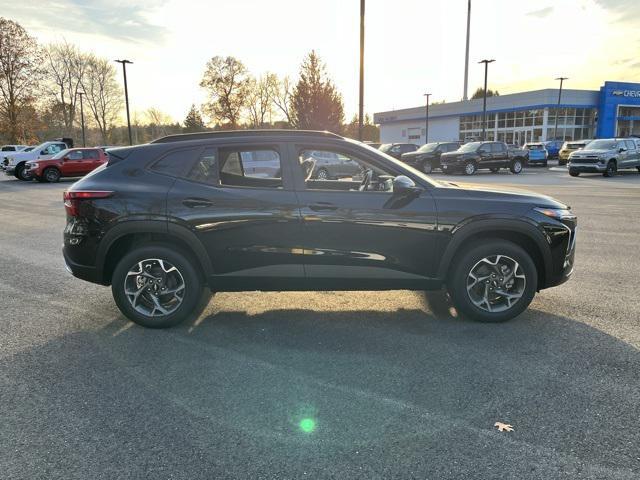 new 2025 Chevrolet Trax car, priced at $24,490