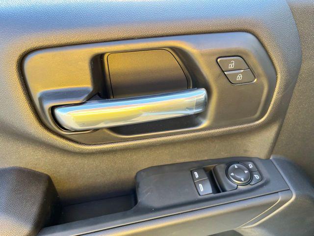 new 2025 Chevrolet Silverado 1500 car, priced at $36,520