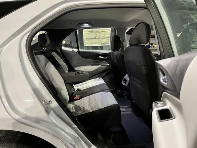 new 2024 Chevrolet Equinox car, priced at $28,095