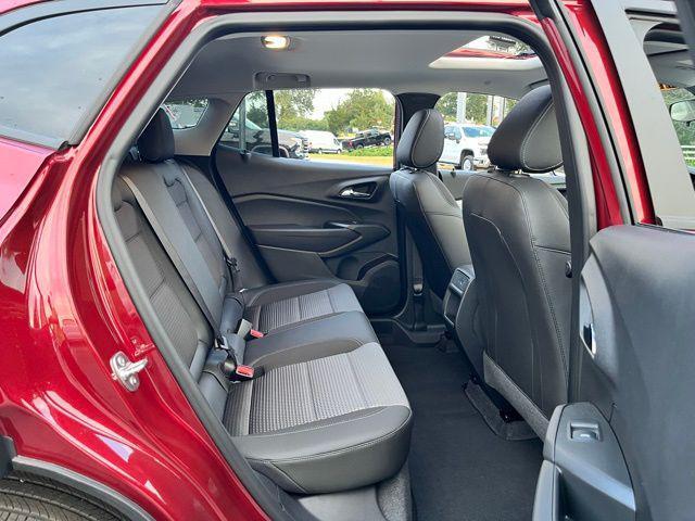 new 2025 Chevrolet Trax car, priced at $25,085