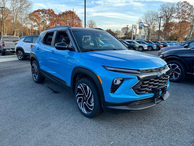 new 2025 Chevrolet TrailBlazer car, priced at $32,580