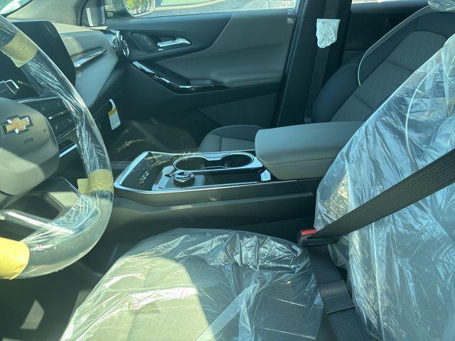 new 2026 Chevrolet Equinox car, priced at $34,370