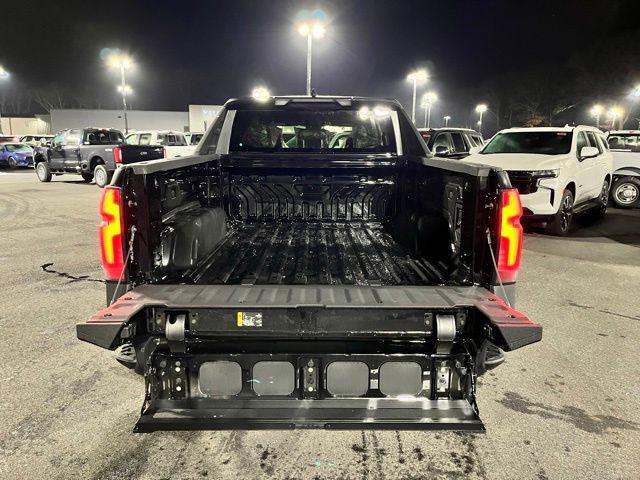 new 2025 Chevrolet Silverado EV car