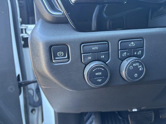 used 2022 Chevrolet Silverado 1500 car, priced at $37,545