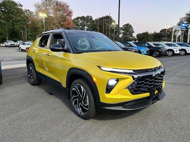 new 2025 Chevrolet TrailBlazer car, priced at $35,495