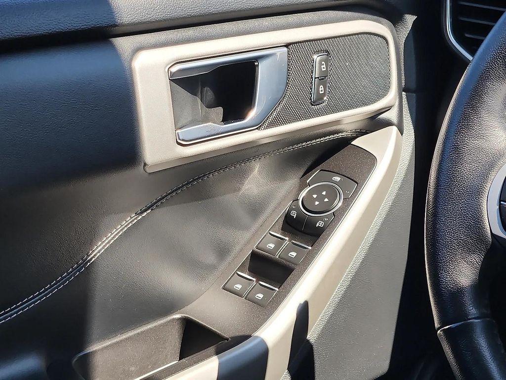 used 2022 Ford Explorer car, priced at $30,678