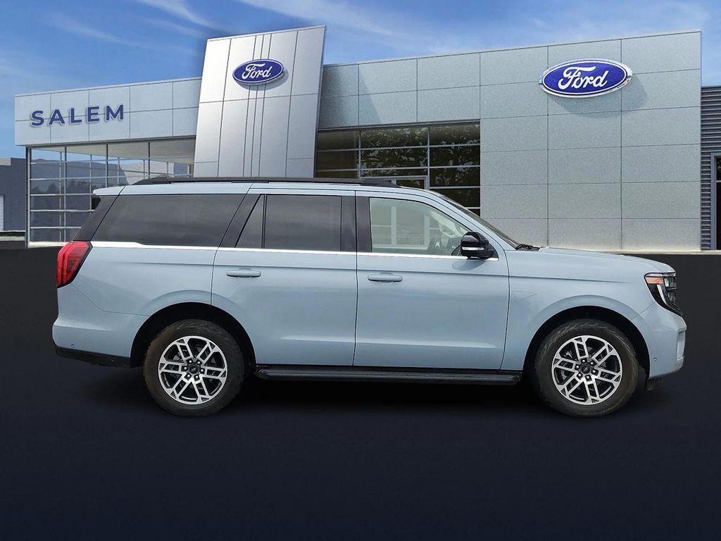 used 2025 Ford Expedition car, priced at $68,978