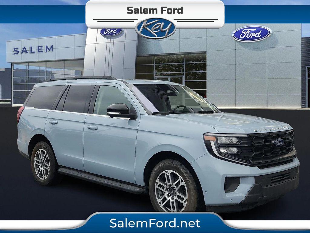 used 2025 Ford Expedition car, priced at $68,978