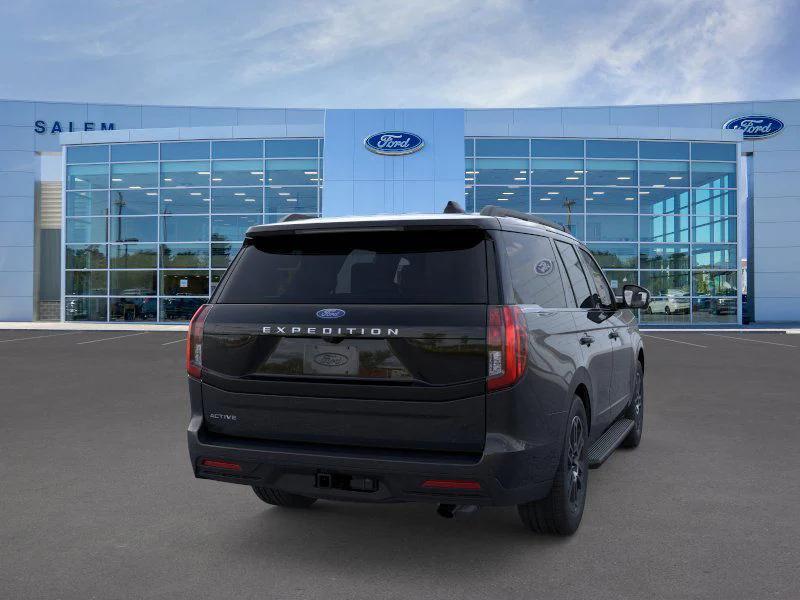 new 2025 Ford Expedition car, priced at $70,105