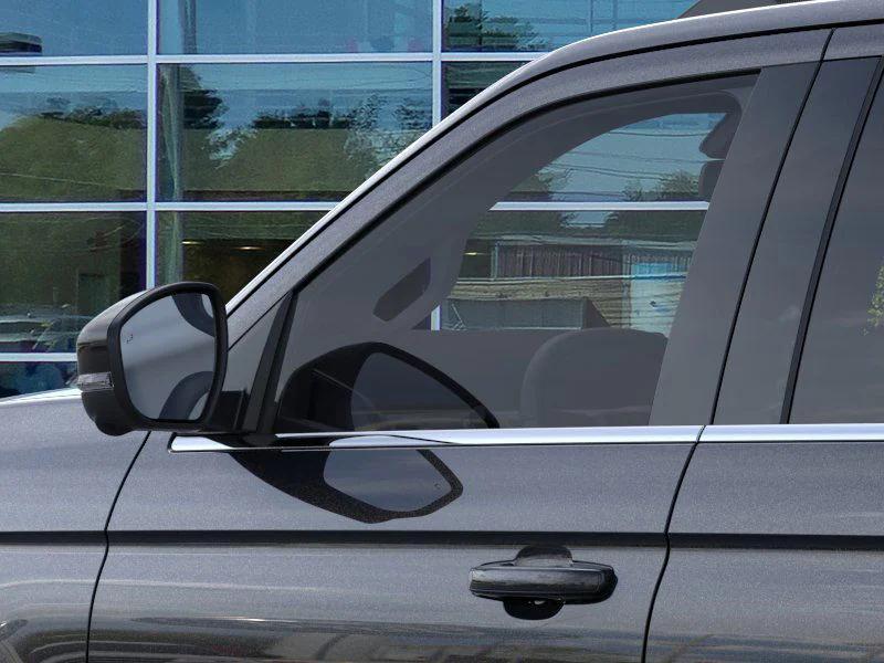 new 2025 Ford Expedition car, priced at $70,105