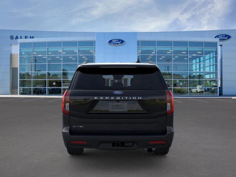 new 2025 Ford Expedition car, priced at $70,105