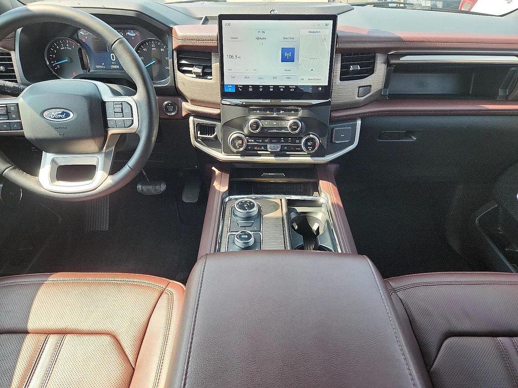 used 2024 Ford Expedition car, priced at $64,478